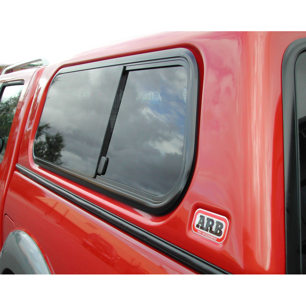 Fenêtre Latérale Coulissante Hard top ARB pour Double Cabine