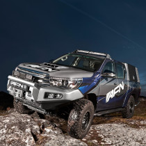 Pare-Chocs Avant AFN Renforcé pour Toyota Hilux 2016– Acier Noir – Platine de Treuil Incluse