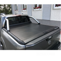 Couvre-benne RealTruck Mountain Top MTR Roll Cover noir pour Toyota Hilux Double Cab 2016+