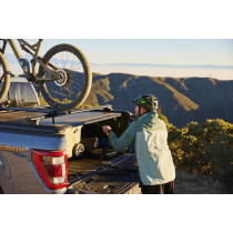 Couvre-benne Noir Isuzu D-Max 2020+ Mountain Top EVOm