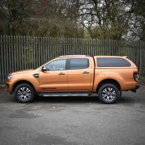 Hardtop Truckman Grand peint avec vitres pop-out et barres de toit pour Ford Ranger Double Cabine 2012-2022