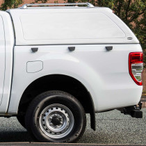 Hardtop utilitaire Truckman RS blanc sans vitres pour Ford Ranger Double Cabine
