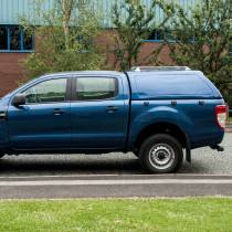 Hardtop commercial Truckman RS blanc sur Ford Ranger Double Cabine 2012-2022