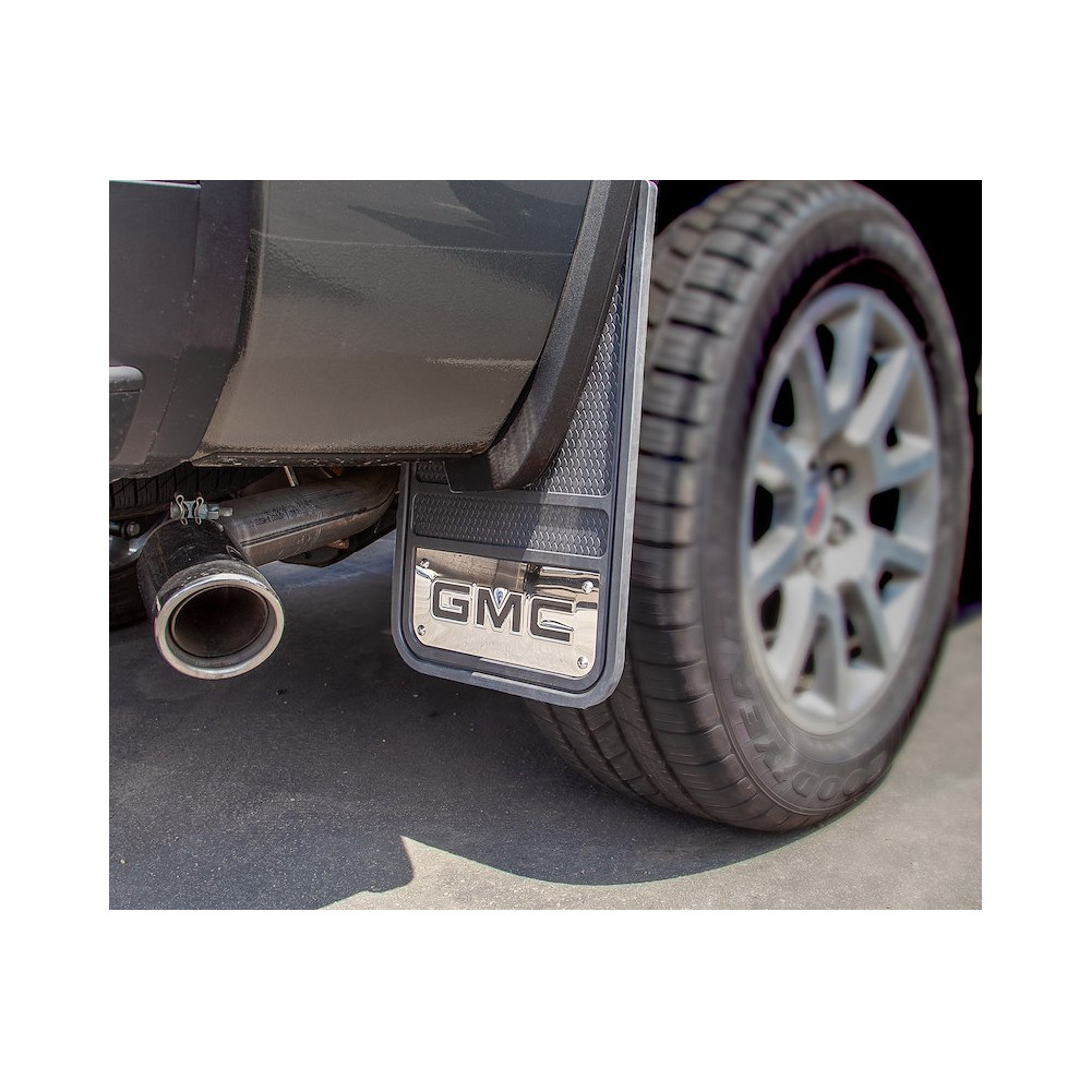 Bavette caoutchouc GMC 31X59 cm