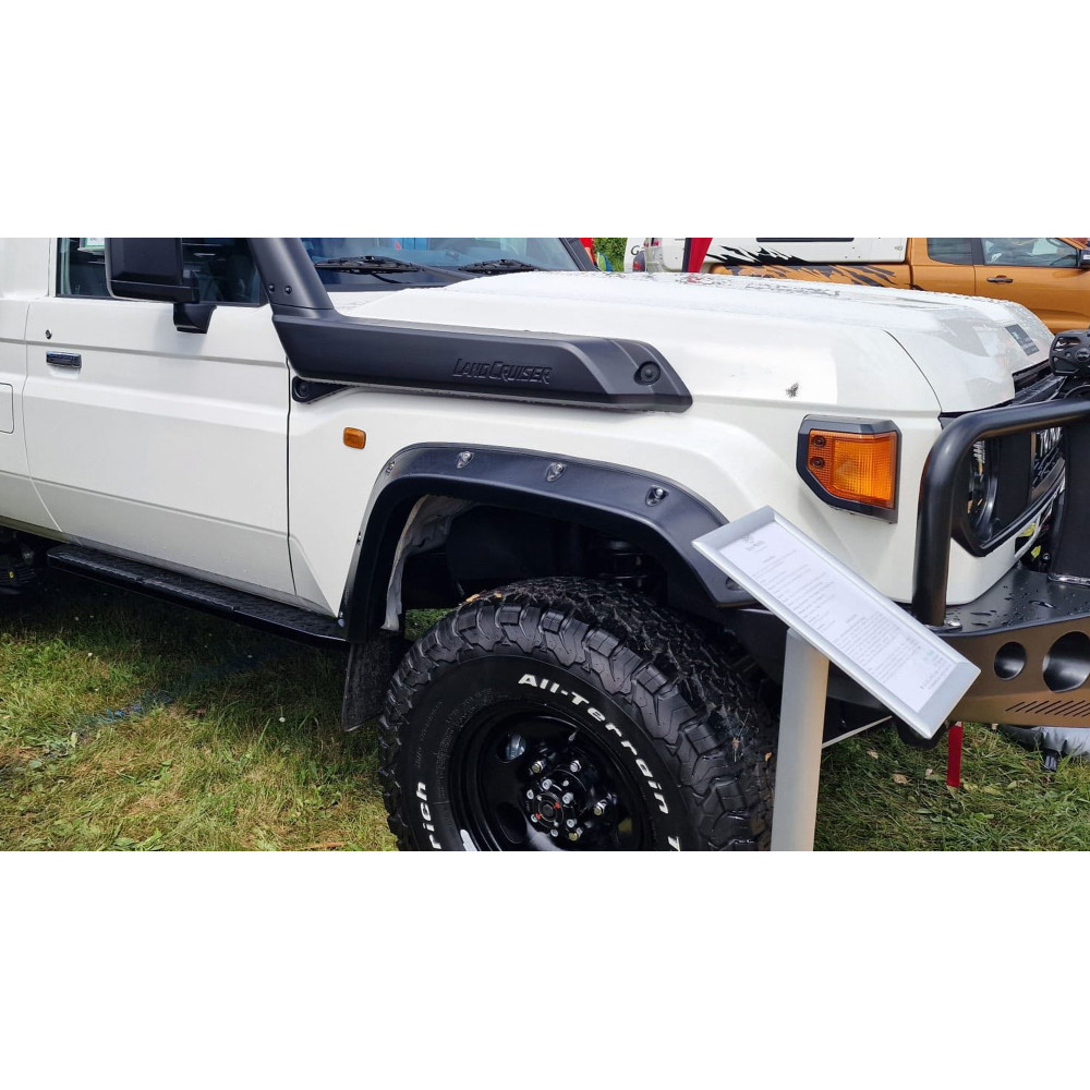 Elargisseur d'Aile Avant Toyota LAND CRUISER  79 2024+ 50 mm