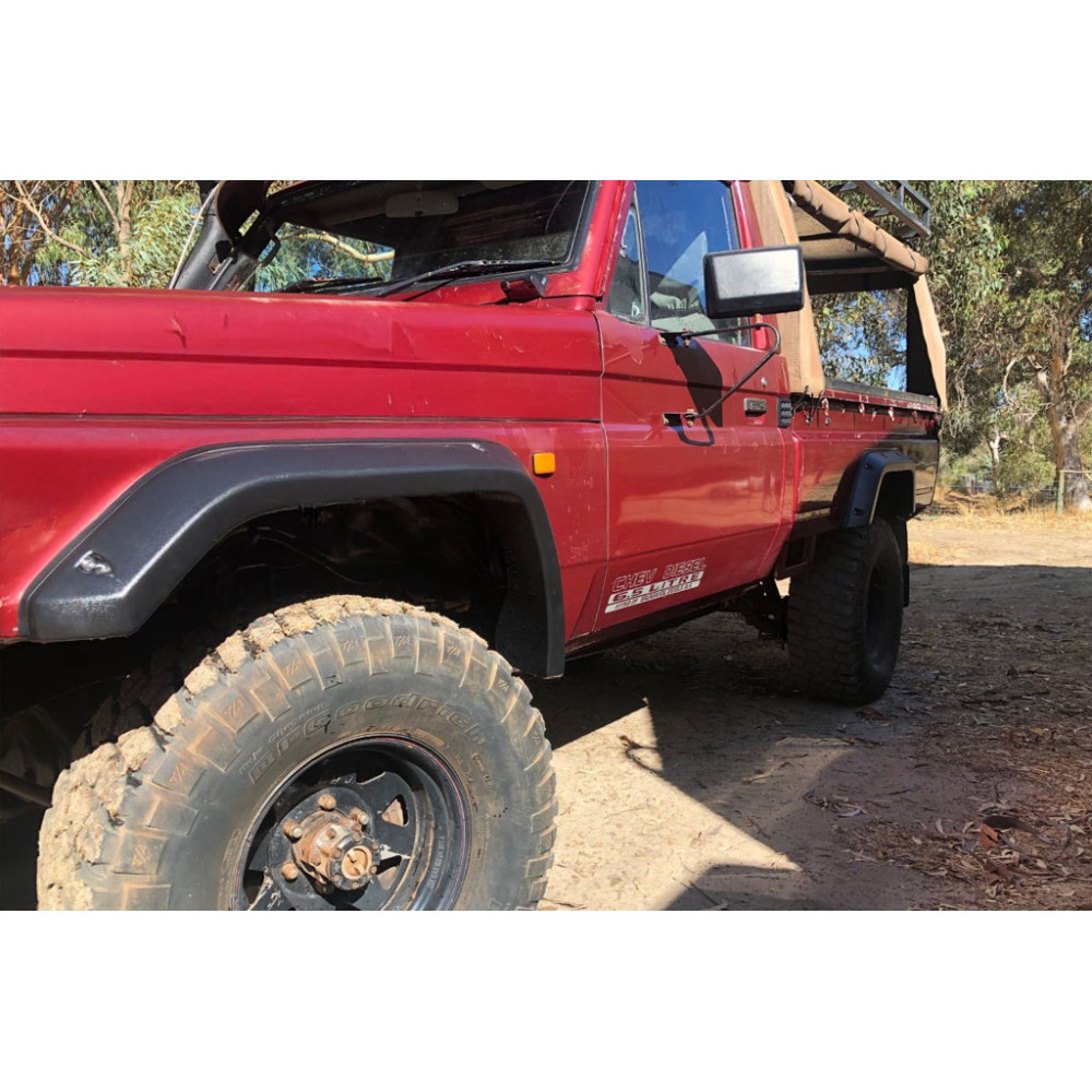 Elargisseur d'Aile Toyota LAND CRUISER BJ7&,HZJ7&,PZJ7& 75/79 simple cabine 2007 50 mm