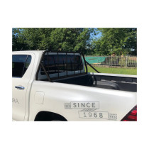 Grille de protection de vitre arrière avec porte tube Toyota Hilux 2015-